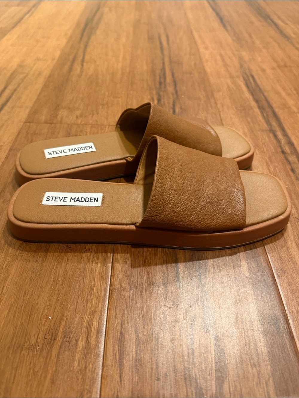 Steve Madden Tan Leather Slide Sandals